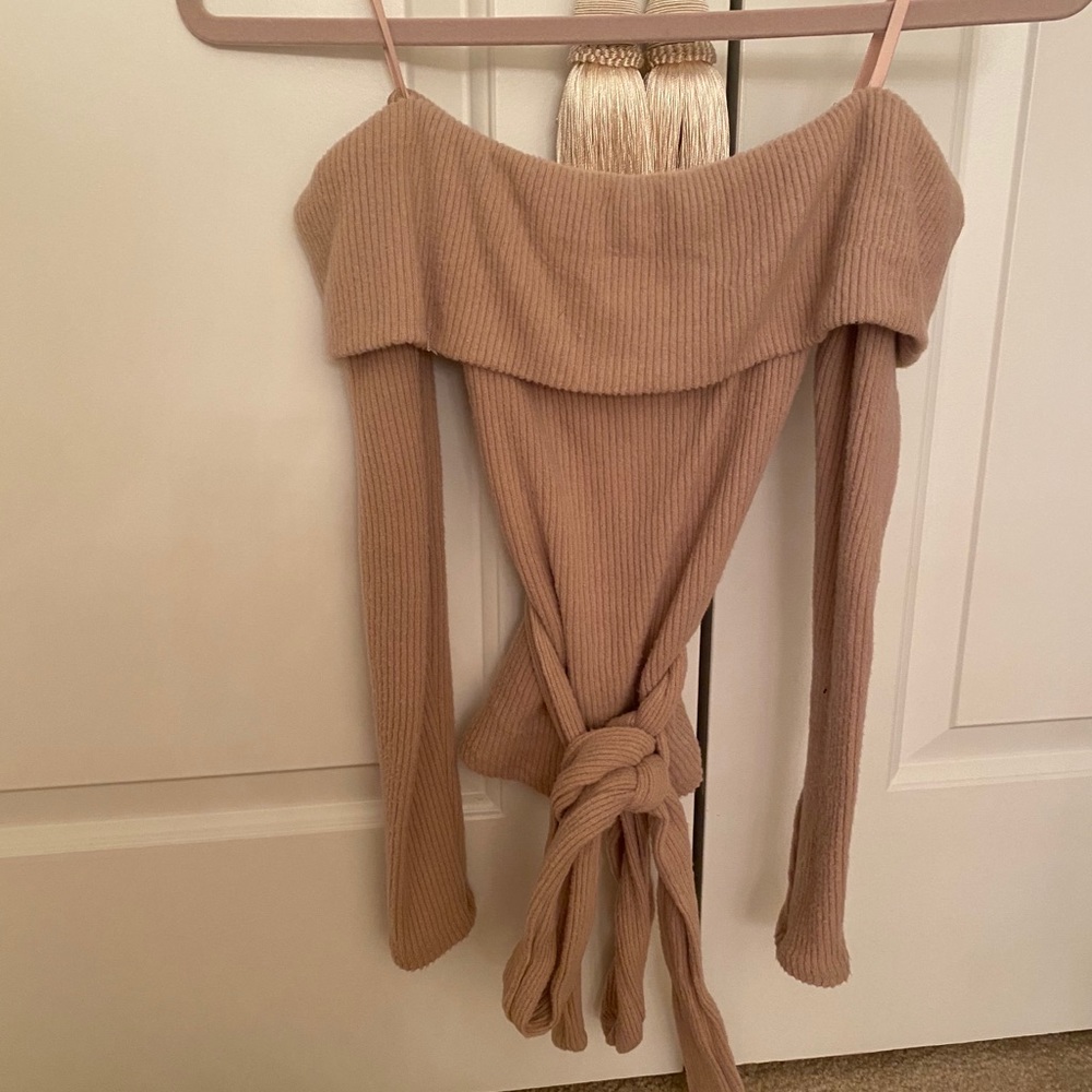 Tan top that ties